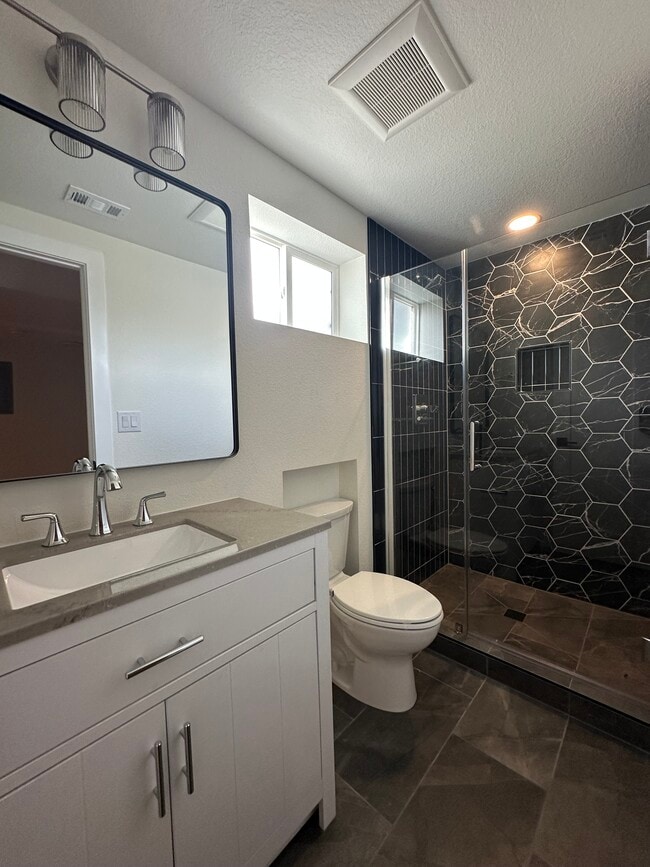 Building Photo - 3294 S Newton St