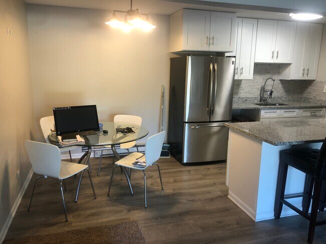 Dining room (will leave table. Ask) - 880 E Old Willow Rd