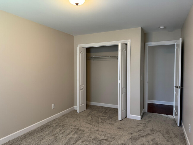 Building Photo - 7015 Windscape Dr NW