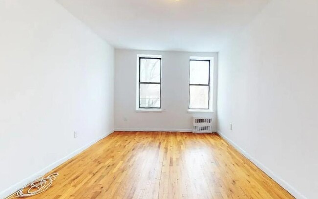 Foto del edificio - West 116th Street