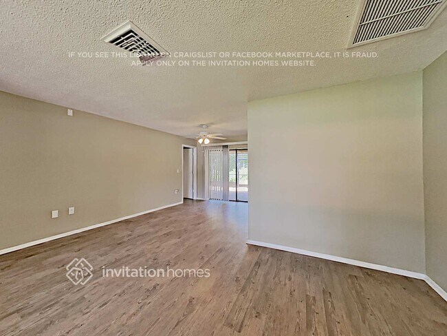 Building Photo - 4917 Taywater Dell
