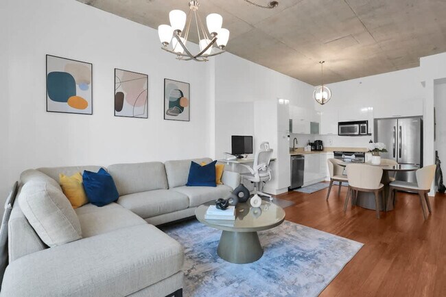 Foto del edificio - 137 NE 2nd Ave