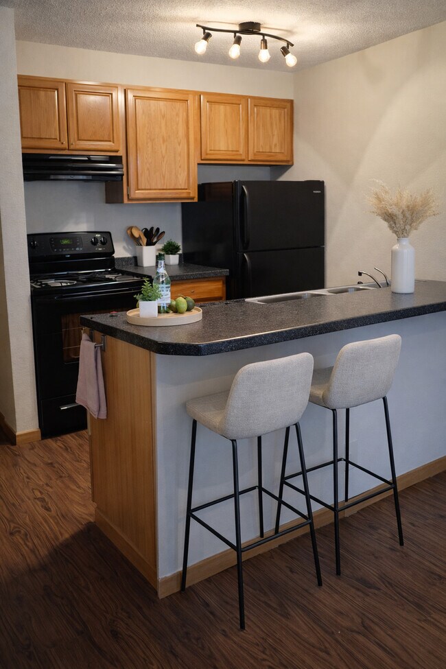 Foto del edificio - GLEN PLACE APARTMENTS