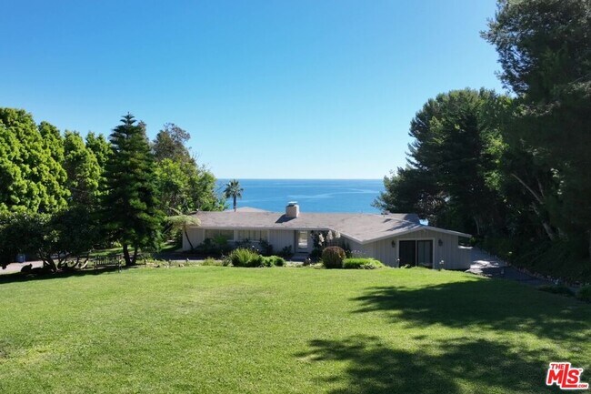 Foto del edificio - 32440 Pacific Coast Hwy