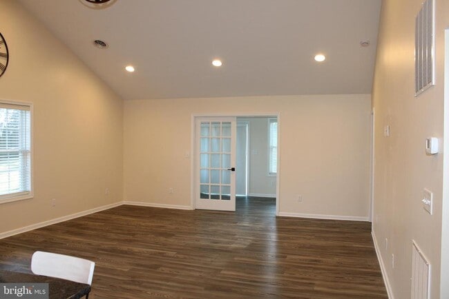 Foto del edificio - 775 DRIVE