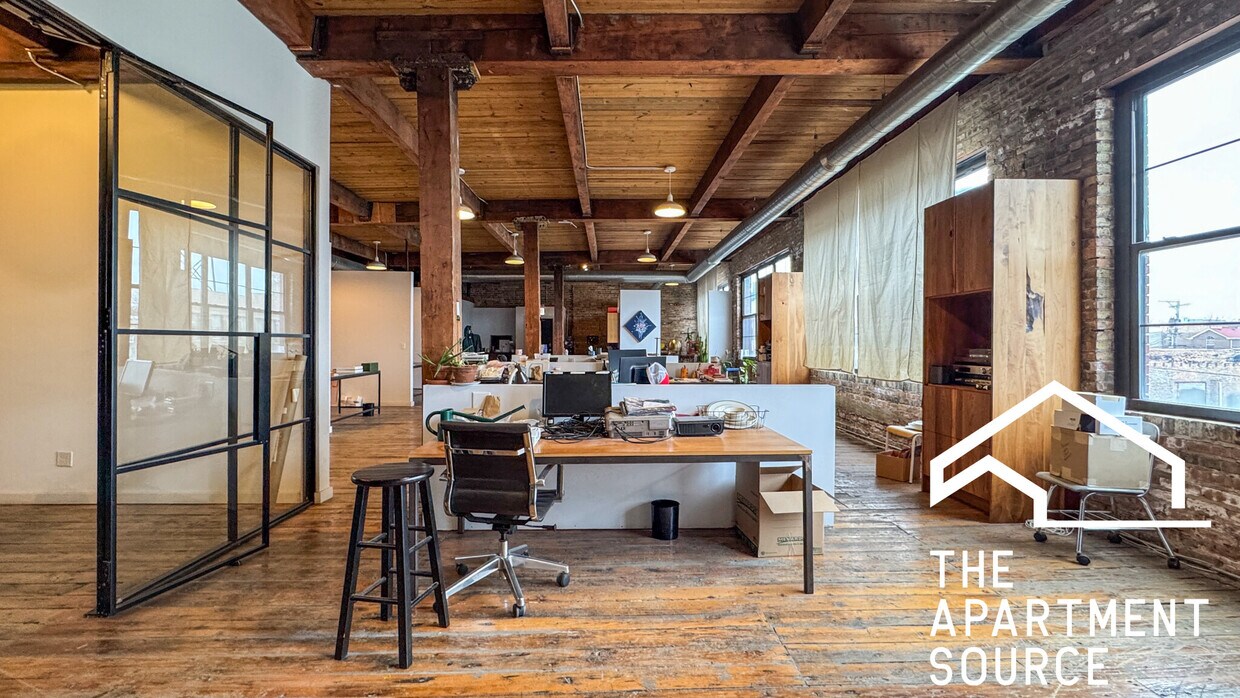 Foto principal - 3124 W Carroll Ave
