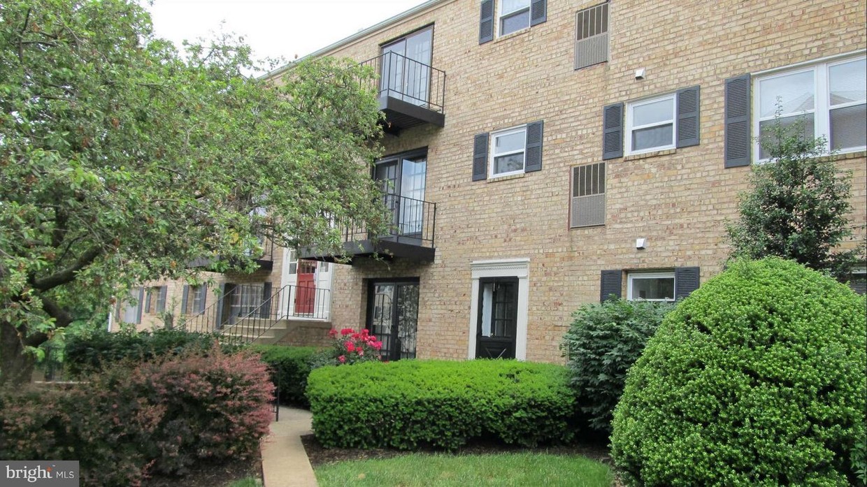 Foto principal - 430 N Armistead St