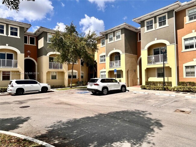 Foto del edificio - 10870 NW 88th Terrace