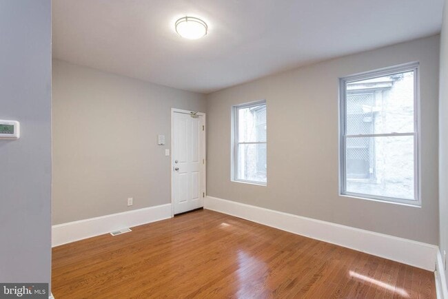 Building Photo - 721 S 19th St