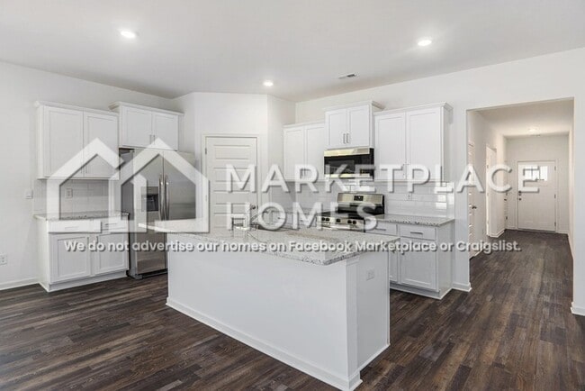 Building Photo - 2032 Gadwall Dr