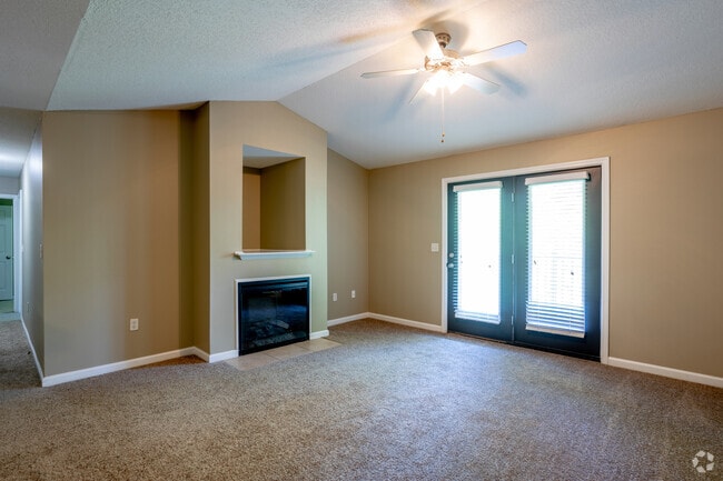 1BR,1BA_The Bermuda_760 SqFt - Bay Breeze Apartments