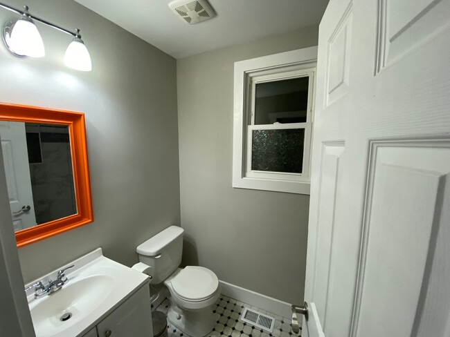 Guest Bathroom - 3508 Ruby H Harper Blvd SE