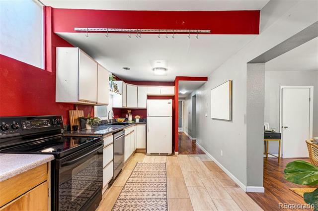 Building Photo - 50 W Maple Ave