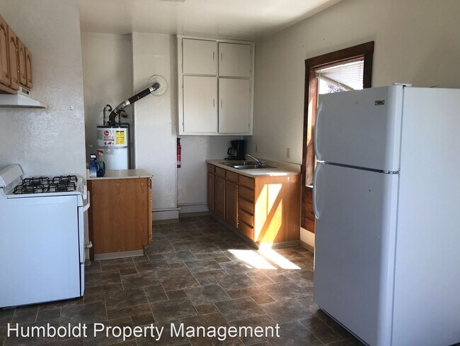 Foto del edificio - 2700 Dolbeer St
