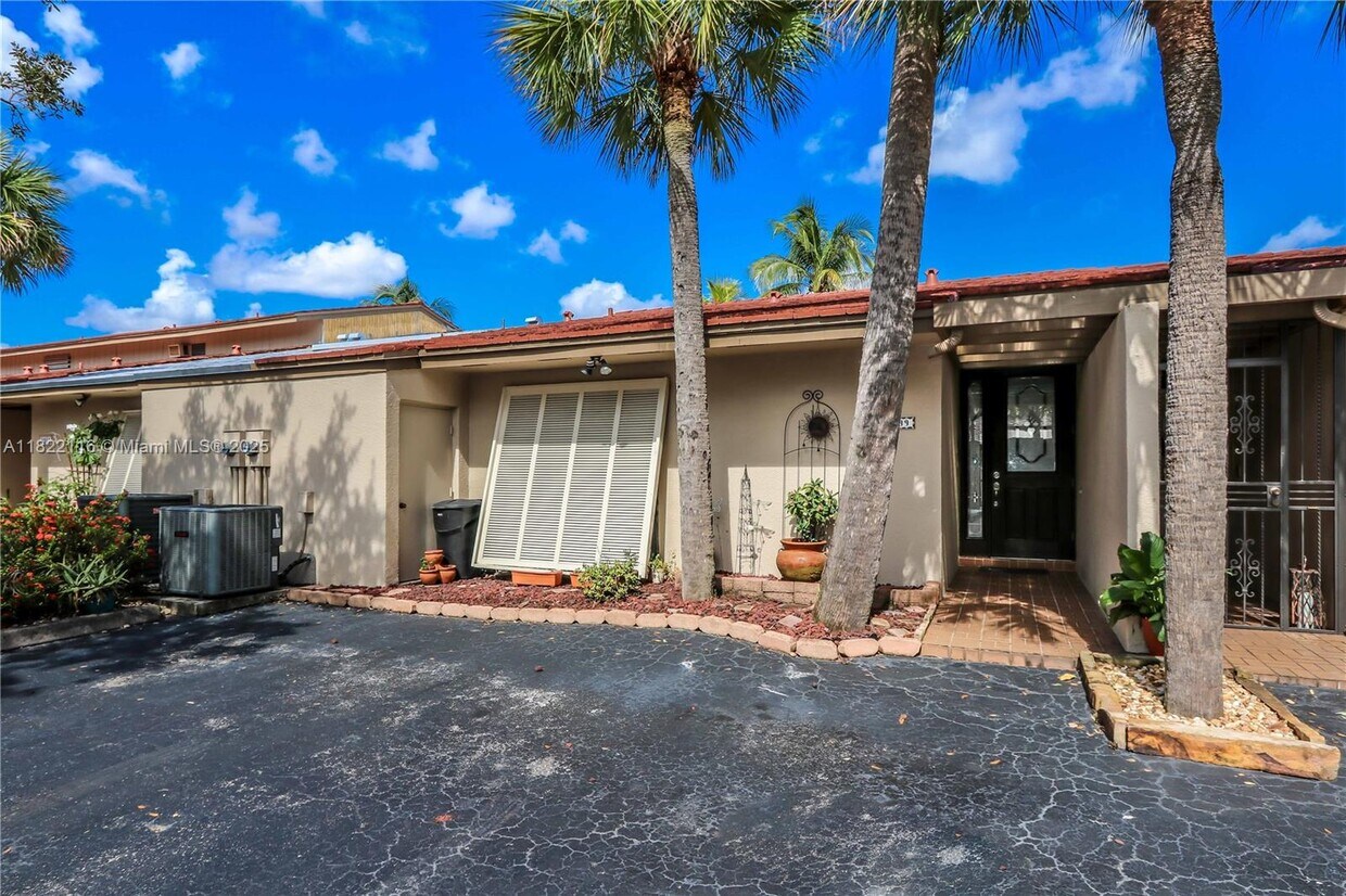 Foto principal - 8299 Balgowan Rd