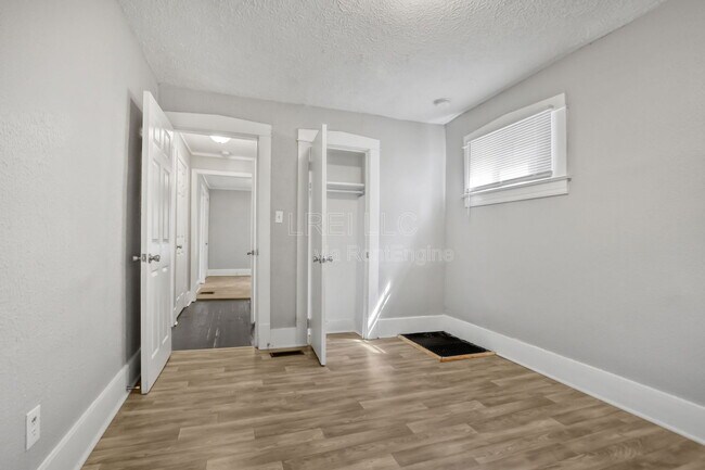 Foto del edificio - 131 N 39th St