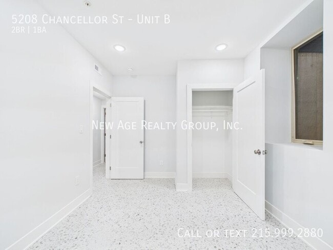 Foto del edificio - 5208 Chancellor St