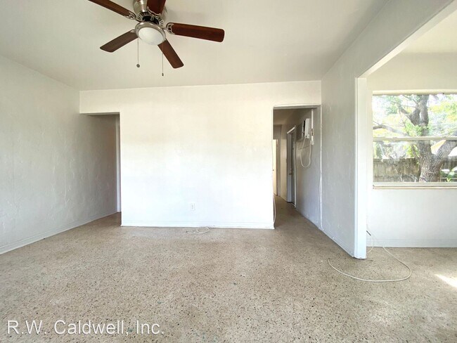 Foto del edificio - 2401 49th St S