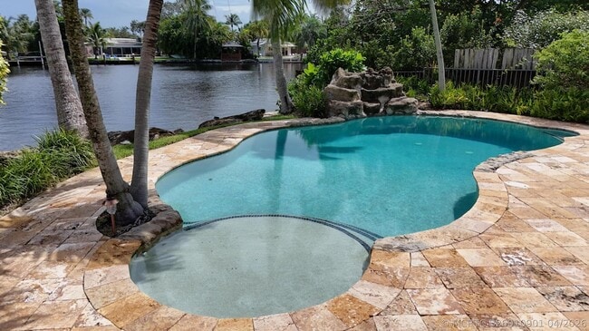 Photo - 1925 Coral Gardens Drive House