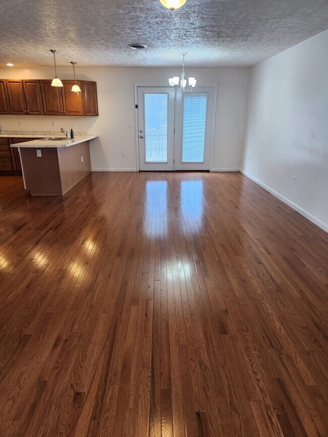 Foto del edificio - 28 Holler Rd