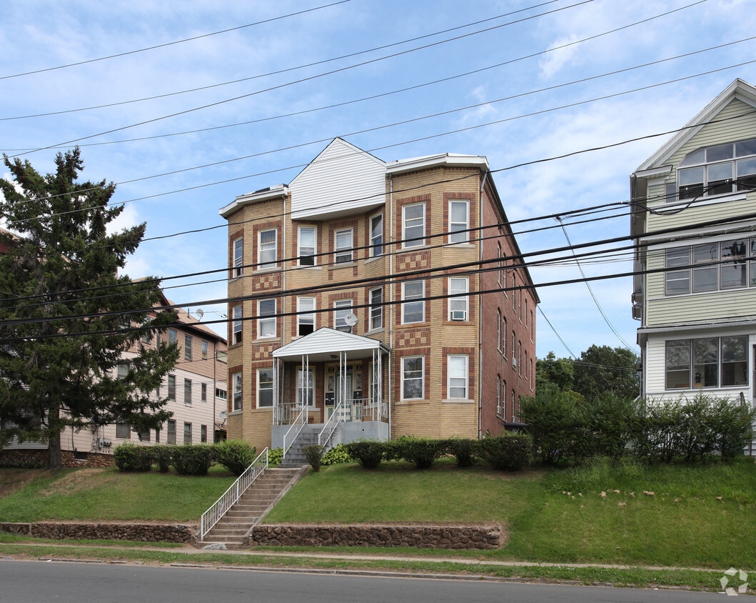 127 Farmington Ave, New Britain, CT 06053 Apartments New Britain, CT