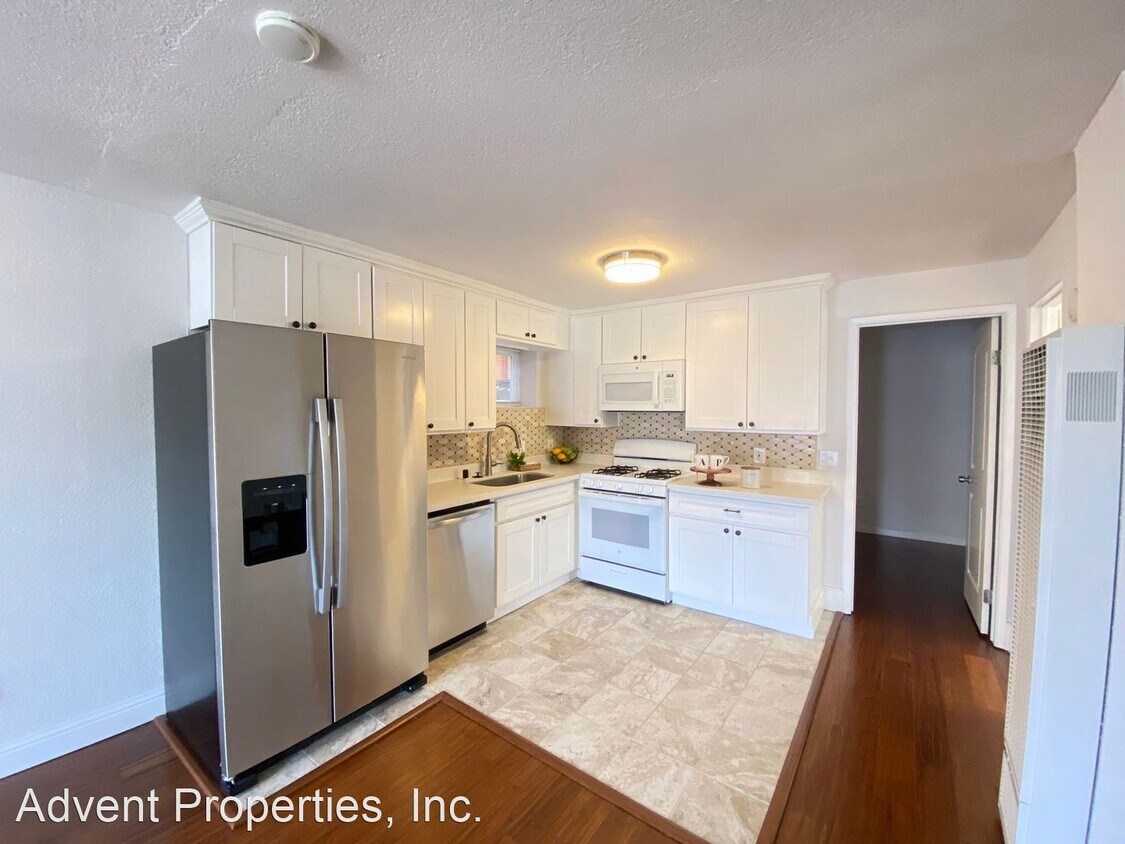 Primary Photo - 3 br, 1 bath House - 2538 Highland Ave