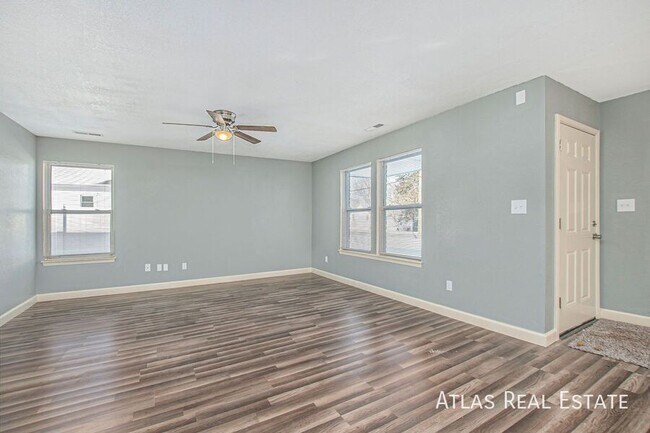 Foto del edificio - 403 SW 15 St