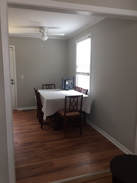 Building Photo - 3412 Keswick Dr