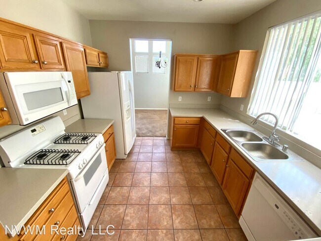 Building Photo - 10505 Courtney Cove Ave
