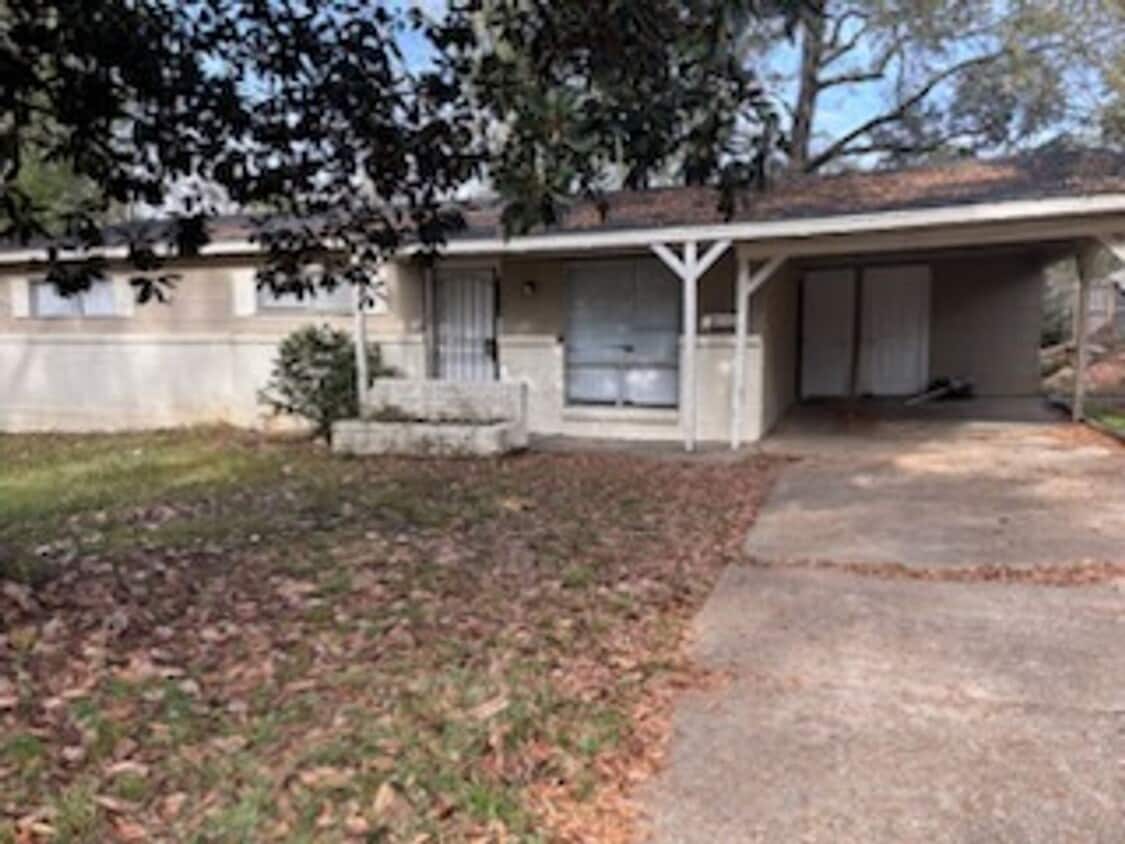 Primary Photo - 1374 Dianne Dr