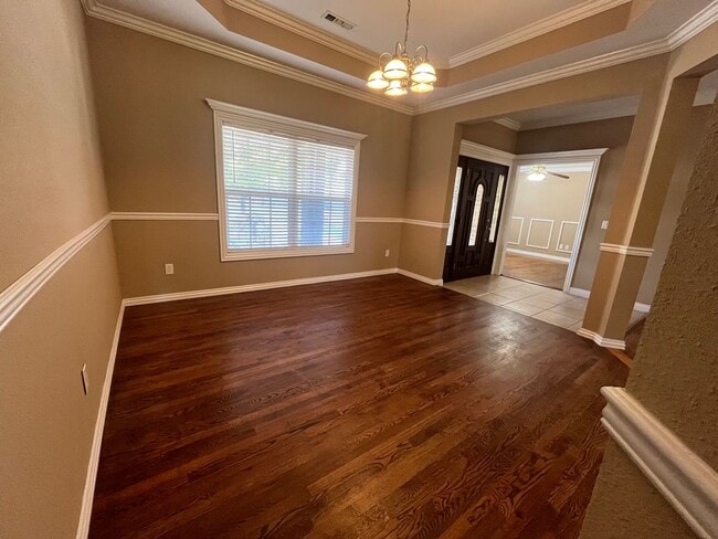 Building Photo - 503 Tunbridge Dr
