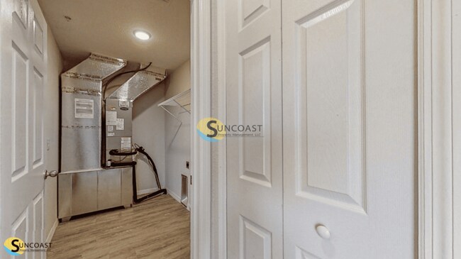 Foto del edificio - 8142 Juniper Rd