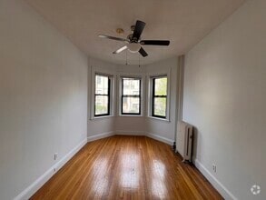 Building Photo - 39 Glenville Ave