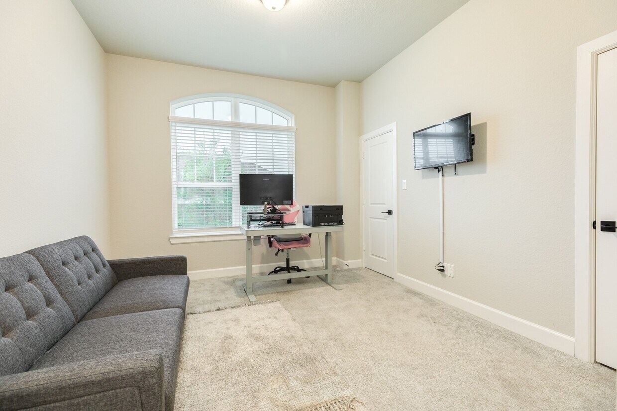 Foto del edificio - 9806 Starry Night Ln