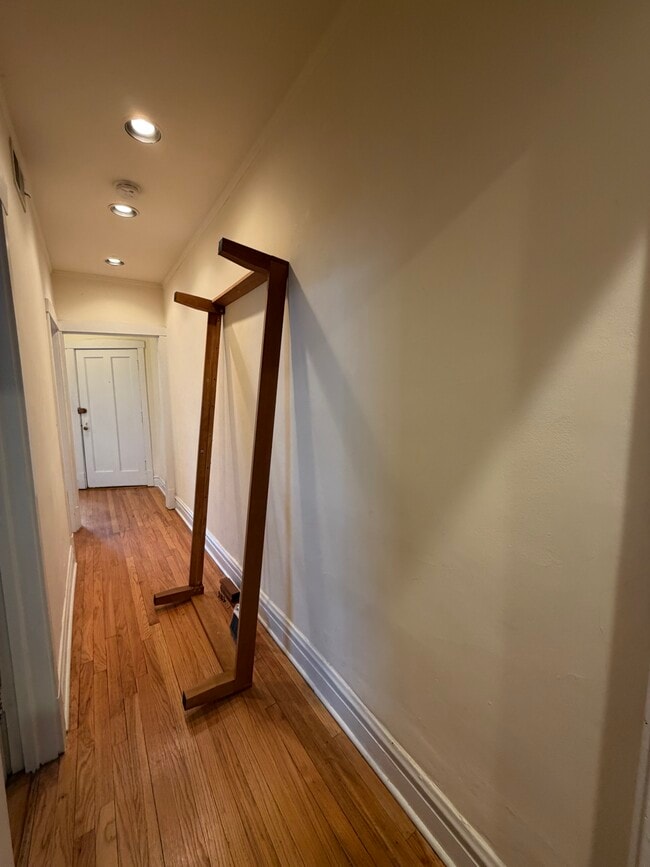 Foto del edificio - 4621 N Rockwell St