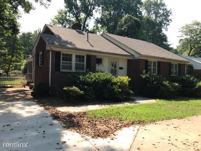 Primary Photo - 3 br, 2 bath House - 408 N Holden Rd