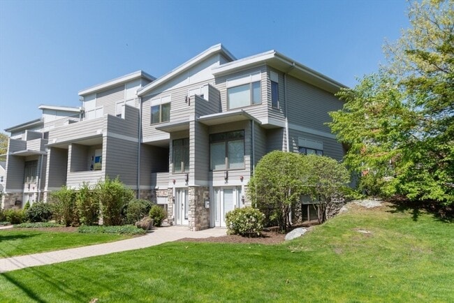 Building Photo - 769 Heath St