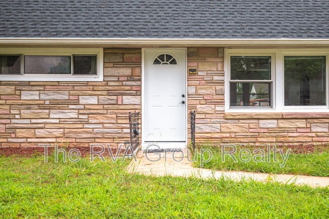 Foto del edificio - 5408 Westbourne Dr