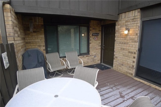 Foto del edificio - 37445 Clubhouse Dr
