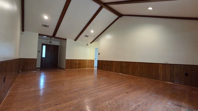 Building Photo - 9144 Highpoint Rd