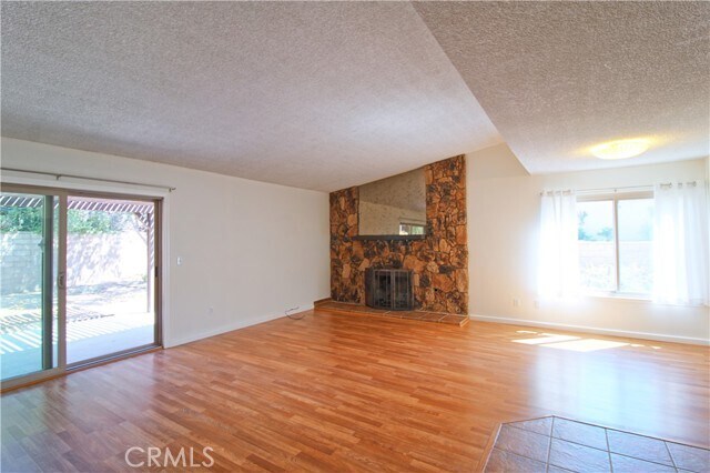 Building Photo - 711 Hacienda Dr