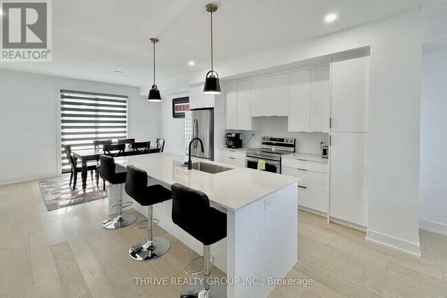 Building Photo - 1979 Upperpoint Gate