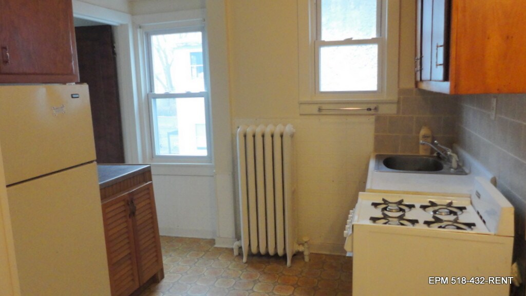 11 Cuyler Ave, Albany, NY 12209 Apartment for Rent in Albany, NY