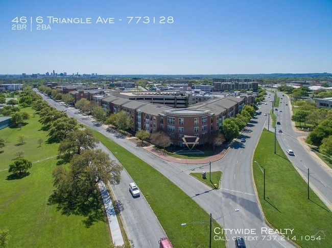 Foto del edificio - Central Austin @ the Triangle 2/2