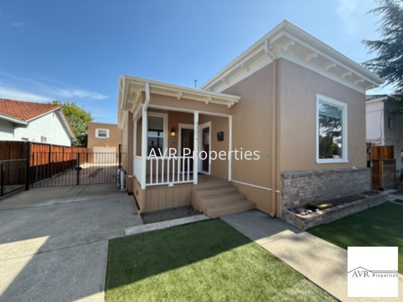 Foto principal - Fantastic southside downtown Victorian hom...