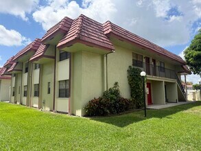 Building Photo - 3253 NW 104th Ave