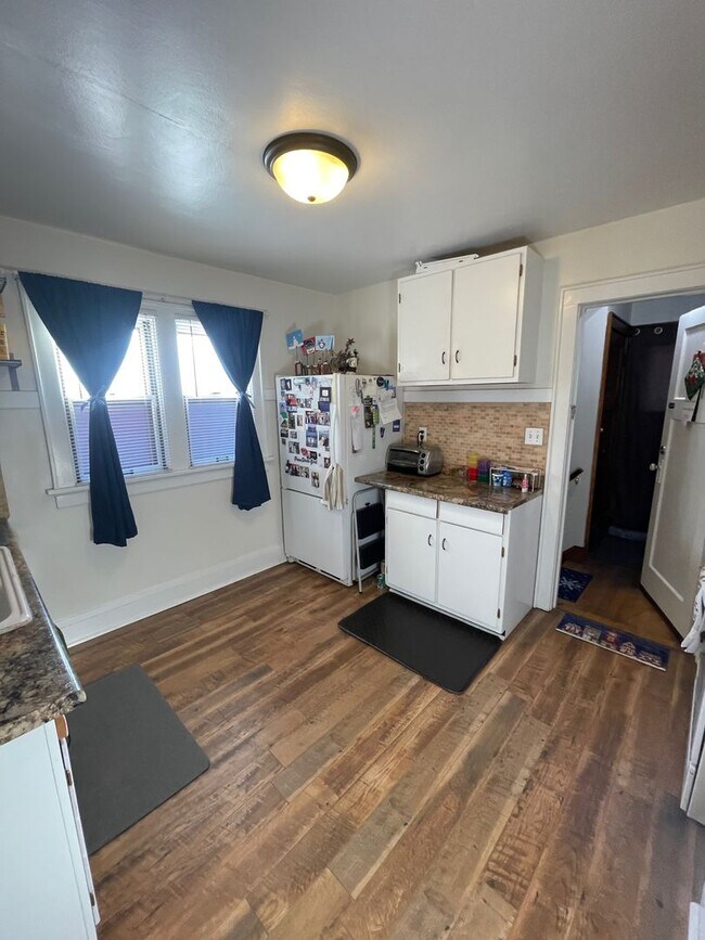 Foto del edificio - 3619 N Morris Blvd