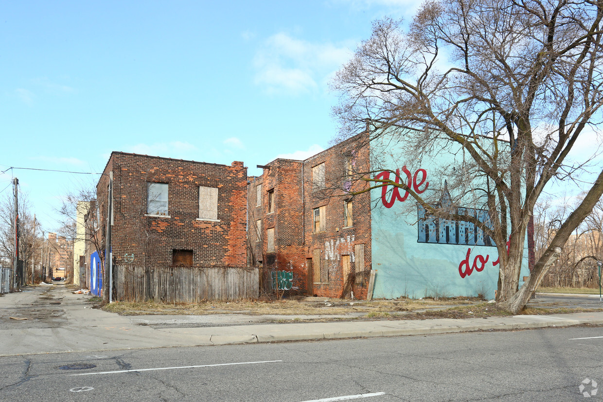 Foto del edificio - 318 Milwaukee Rd