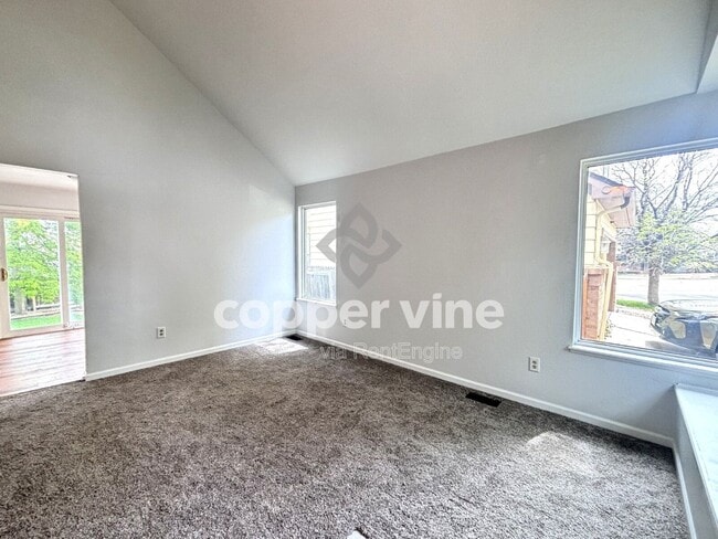 Foto del edificio - 10731 Kipling Way
