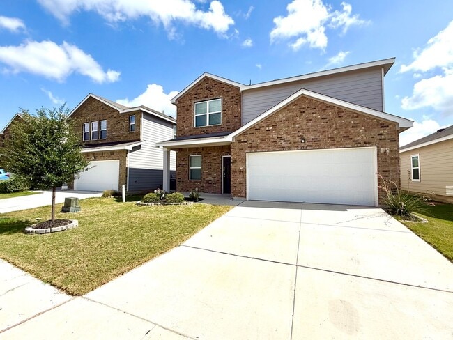 Building Photo - **APPLICATION RECEIVED** AVAILABLE NOW! 2-...